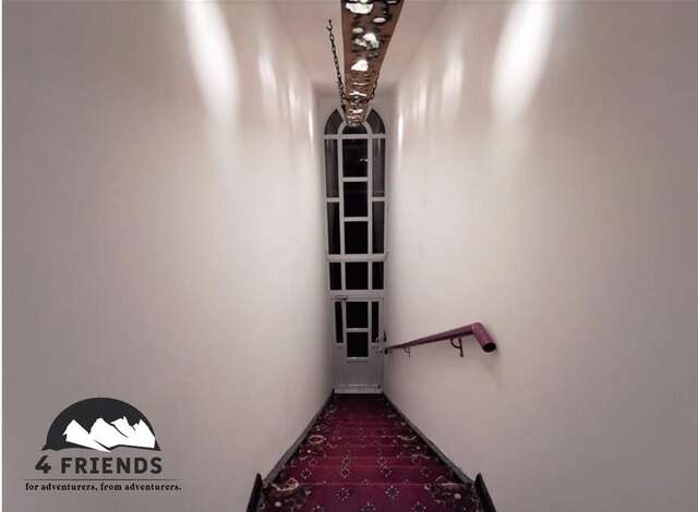 Хостелы 4 Friends Hostel Ереван-12